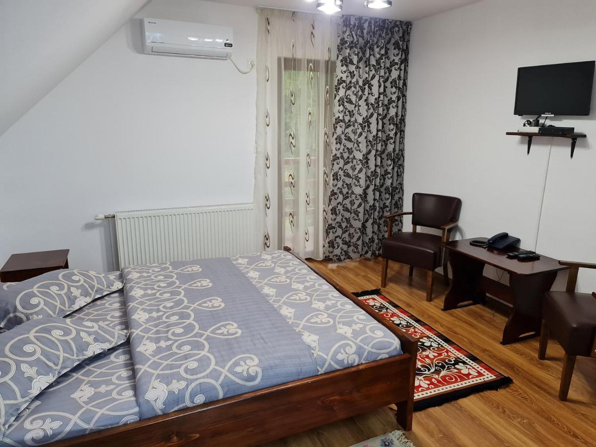 Pensiunea Narcisa Romuli Экстерьер фото
